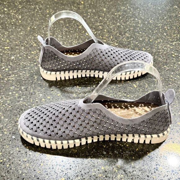 Ilse Jacobsen Tulip Flats. Gray. Size 40/US10. - Picture 6 of 9